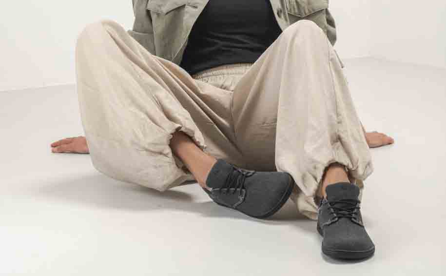 Be Lenka Cityscape Karuna: zapatilla barefoot de cuero en acabado especial